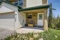 4BR Townhome w/ Private Hot Tub, Garage, and Deck