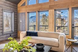 Stay & Play Mountain Dream Retreat!