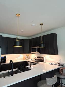 Trailside mountain retreat - Image 4