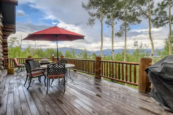 Private Hot Tub in Amazing Home Away From Home! - Image 1