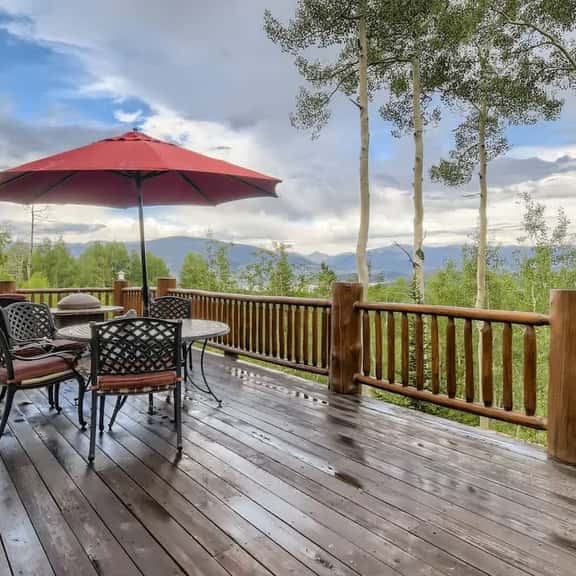 Private Hot Tub in Amazing Home Away From Home! - Image 1