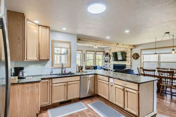 4BR Townhome w/ Private Hot Tub, Garage, and Deck