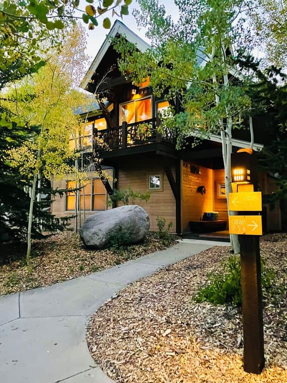Close to Keystone  Hot Tubs & Private Deck!