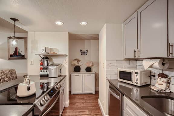 Frisco Hotspot-Hot tub&More, Sleeps 4