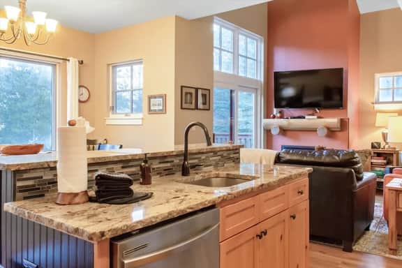 Fun and Relaxation in a Mountain Vacation Getaway!