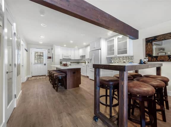 Modern 2-Bedroom Condo in the Heart of Keystone – Walk to the Slopes!