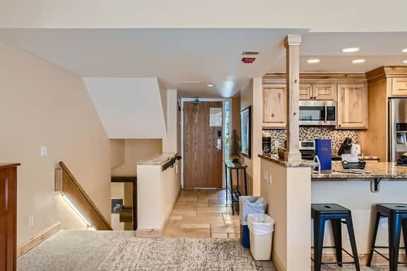 Near Conference center, private washer & dryer!