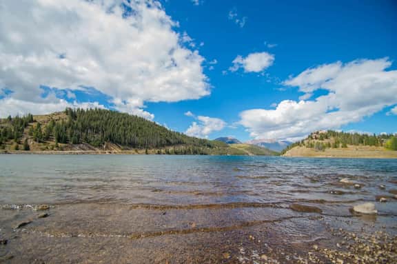 Only Minutes from Skiing,shopping,&Fun-Come Relax